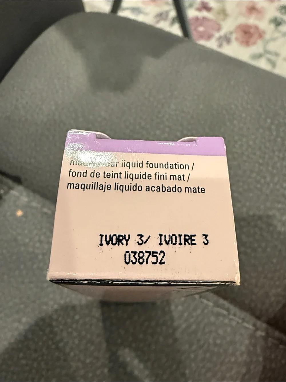 Mary Kay TimeWise Matte-Wear Liquid Foundation - Light Beige